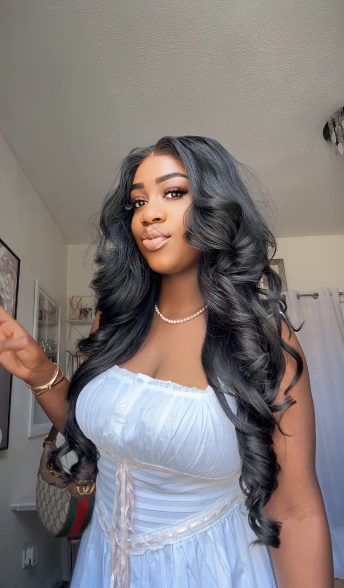 Bella unit 6*6 closure.