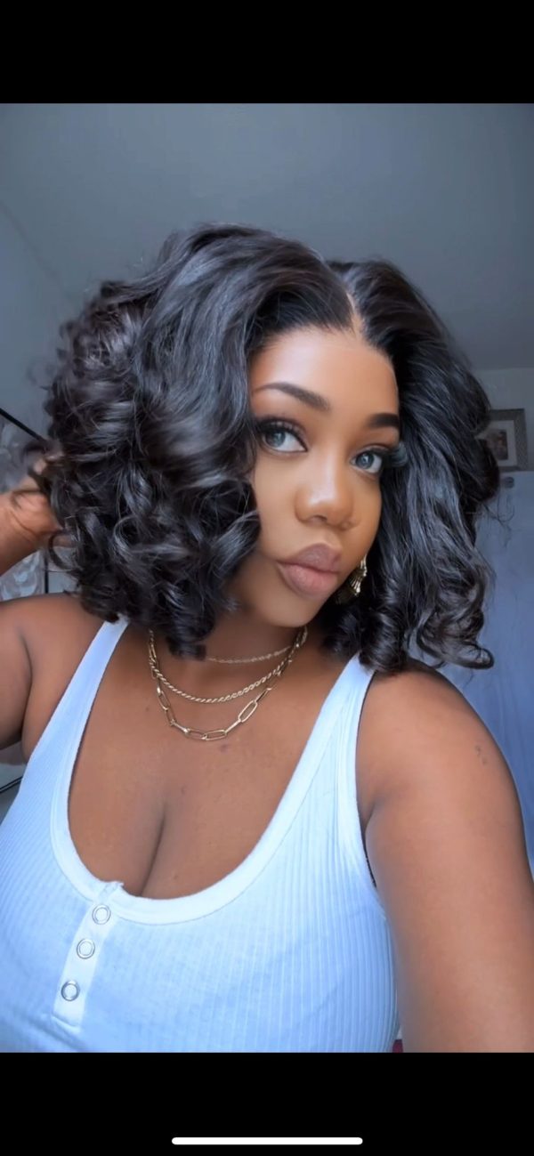 Bouncy curls closure . 10 inches - Image 2